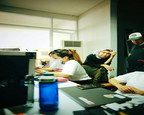 Mexican editorial team working on health and lifestyle articles